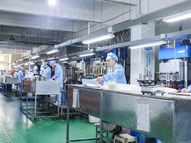 油壓成(chéng)型車間